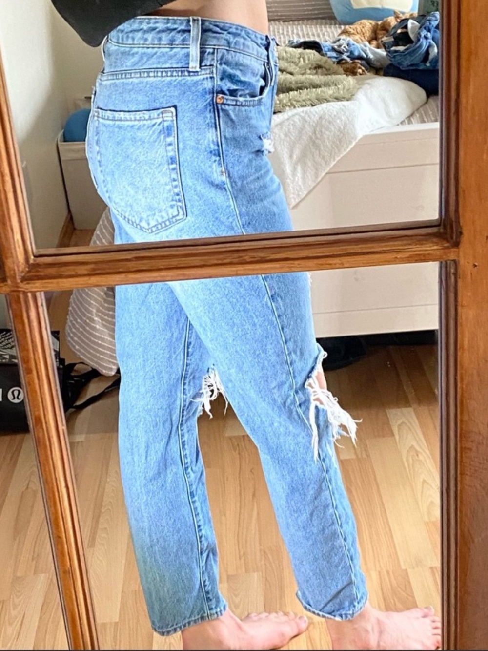 Forever 21 Mom Jeans Straight Legs 💙